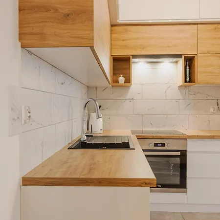 Hetmanska Superapart Bulwary Park With 2 Balconies Lägenhet Rzeszów